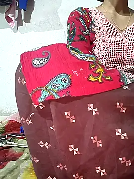 Snapshot of lovely----bhabhi chatting on 01.15.26 lovely----bhabhi online show from 01.15.26