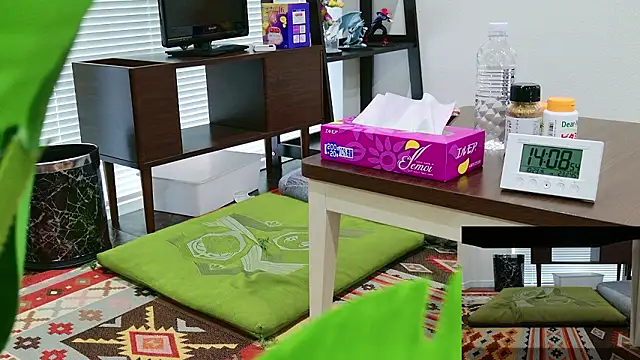 YARASERO-kun online show from 10.29.25