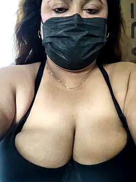 Snapshot of rani130 chatting on 06.27.26 rani130 online show from 06.27.26