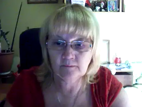 Snapshot of Violet5364 chatting on 02.18.25 Violet5364 online show from 02.18.25
