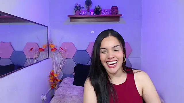 Lana Pearce online show from 02.11.25