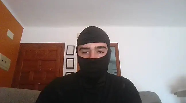 Snapshot of ESCOMOFUC chatting on 02.16.25 ESCOMOFUC online show from 02.16.25