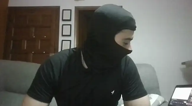 Snapshot of ESCOMOFUC chatting on 02.27.25 ESCOMOFUC online show from 02.27.25