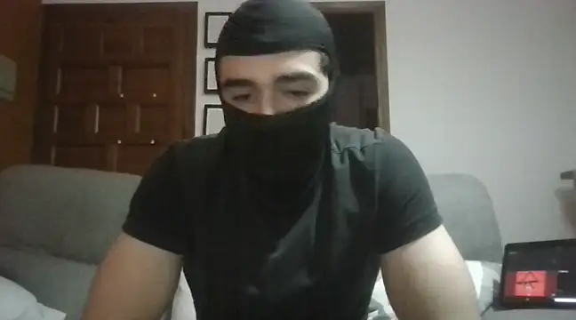 Snapshot of ESCOMOFUC chatting on 03.01.25 ESCOMOFUC online show from 03.01.25