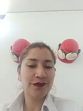 Snapshot of Cielo_carpentier69 chatting on 07.27.26 Cielo carpentier69 online show from 07.27.26