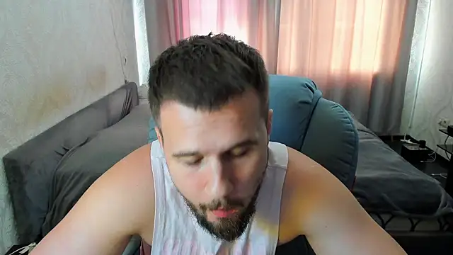Snapshot of Vladik_b chatting on 07.06.26 Vladik b online show from 07.06.26