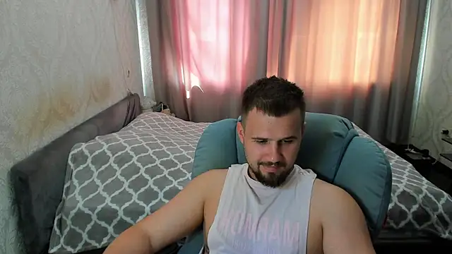 Snapshot of Vladik_b chatting on 07.23.26 Vladik b online show from 07.23.26