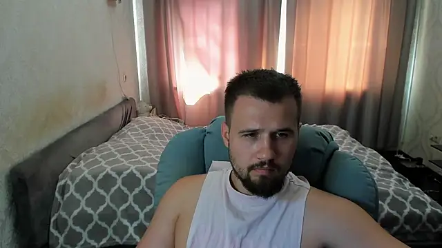 Snapshot of Vladik_b chatting on 07.31.26 Vladik b online show from 07.31.26