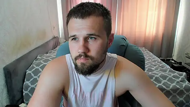 Snapshot of Vladik_b chatting on 08.02.26 Vladik b online show from 08.02.26