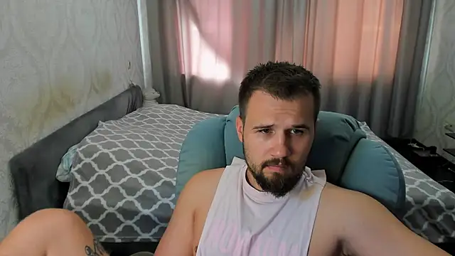 Snapshot of Vladik_b chatting on 08.07.26 Vladik b online show from 08.07.26