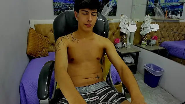 Estiv18  online show from 09.14.25