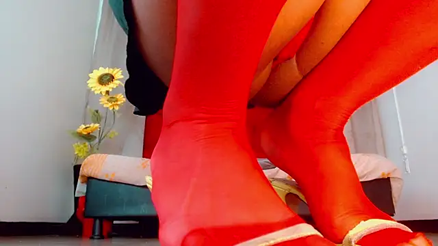 Snapshot of katha_Crawford chatting on 11.11.25 katha Crawford online show from 11.11.25