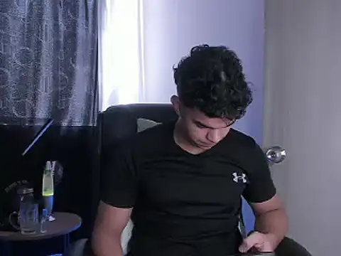 Snapshot of samm_sv chatting on 02.25.25 samm sv online show from 02.25.25