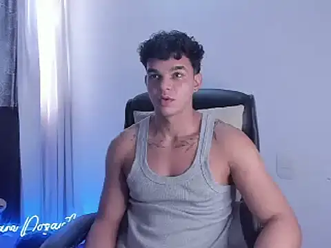 Snapshot of samm_sv chatting on 03.05.25 samm sv online show from 03.05.25