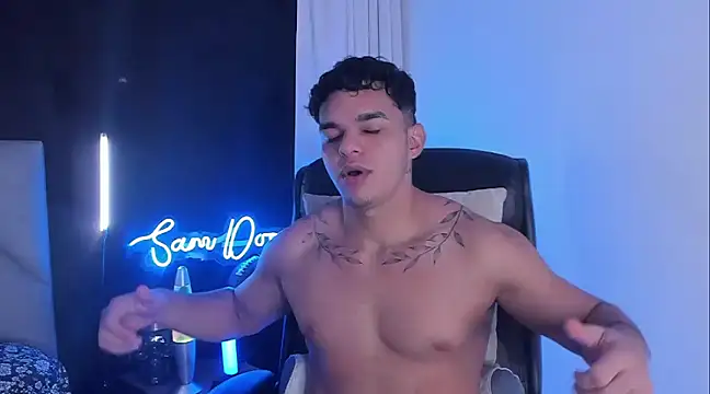 Snapshot of samm_sv chatting on 03.16.25 samm sv online show from 03.16.25