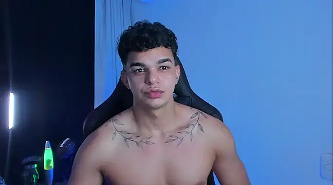 Snapshot of samm_sv chatting on 03.22.25 samm sv online show from 03.22.25