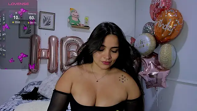 Snapshot of sarita_bigbooty_ chatting on 05.04.26 sarita bigbooty online show from 05.04.26