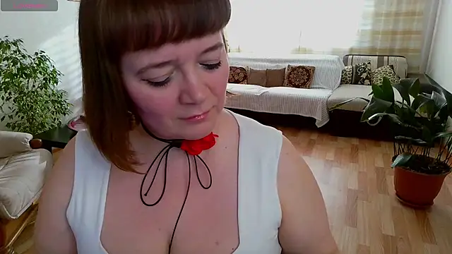 Snapshot of LizaMilfa chatting on 02.20.25 LizaMilfa online show from 02.20.25