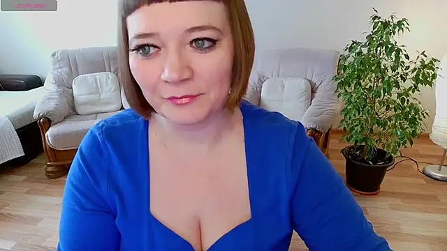 Snapshot of LizaMilfa chatting on 02.27.25 LizaMilfa online show from 02.27.25