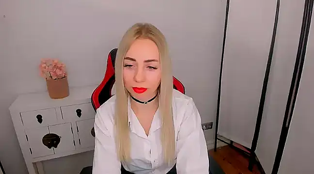 MargaritaRose online show from 02.17.25