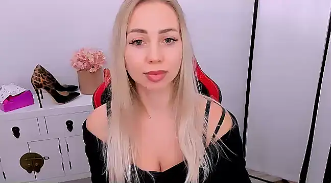 MargaritaRose online show from 03.19.25