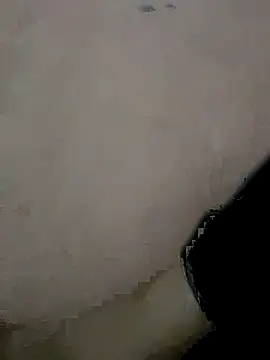Snapshot of urrubybaby chatting on 03.10.25 urrubybaby online show from 03.10.25