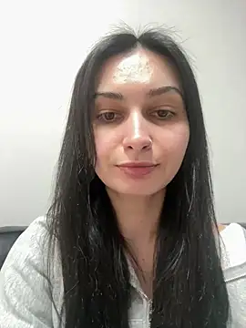 lunalovelee online show from 02.19.26