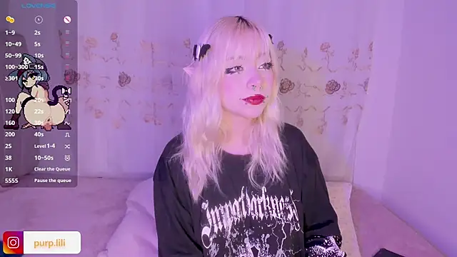 Snapshot of purplelilith3 chatting on 04.23.26 purplelilith3 online show from 04.23.26