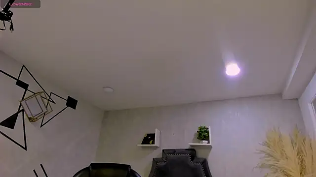 Snapshot of EmiliaRose_ chatting on 01.15.26 EmiliaRose online show from 01.15.26