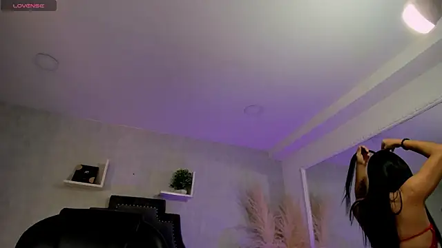 Snapshot of EmiliaRose_ chatting on 01.17.26 EmiliaRose online show from 01.17.26