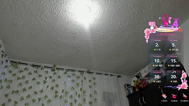 EmiliaRose  online show from 06.08.26