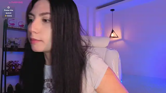 Miller Vanessa  online show from 04.16.26