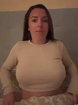 Snapshot of Sexilexiuk chatting on 02.12.25 Sexilexiuk online show from 02.12.25