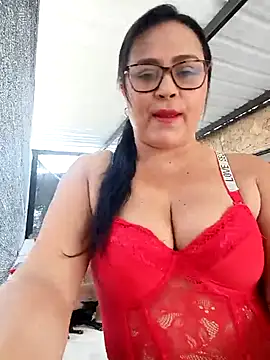 promiscuous-indecent-momm online show from 11.23.25