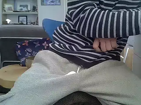 createur34 online show from 04.01.26