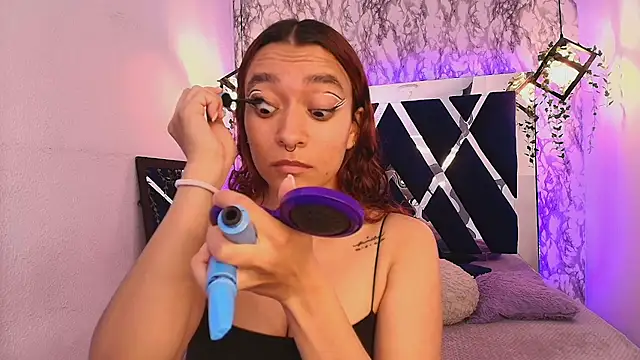 charlotte bluee online show from 10.21.25