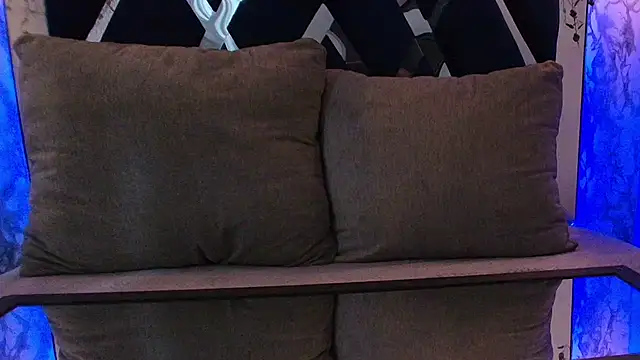 charlotte bluee online show from 11.24.25