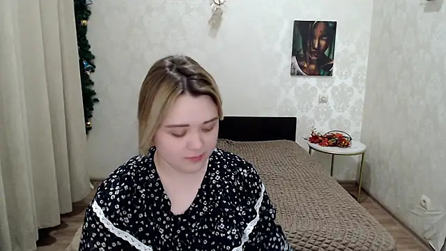 Snapshot of Finna_39 chatting on 03.04.25 Finna 39 online show from 03.04.25