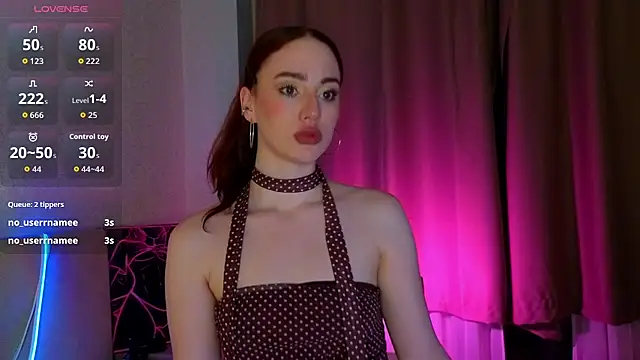 Snapshot of StacyWatts chatting on 05.28.26 StacyWatts online show from 05.28.26
