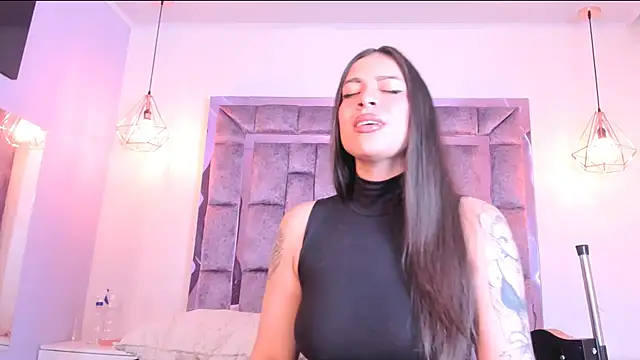 Annie rhoades online show from 02.21.25