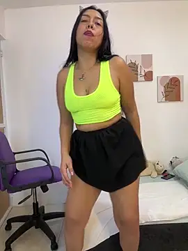 Snapshot of Katty_Sexyyy chatting on 02.13.25 Katty Sexyyy online show from 02.13.25