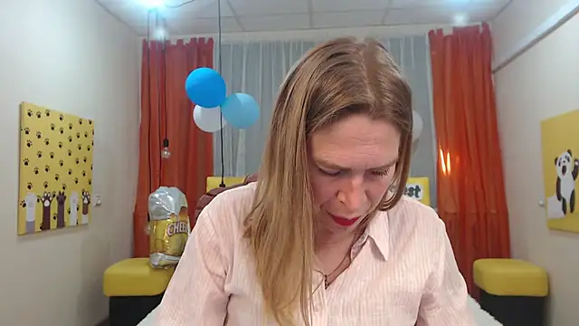 TessaDaybreak online show from 09.24.25