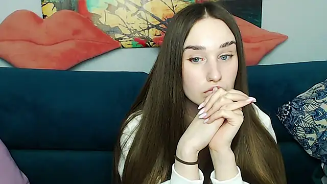 Snapshot of Margarettii chatting on 02.14.25 Margarettii online show from 02.14.25