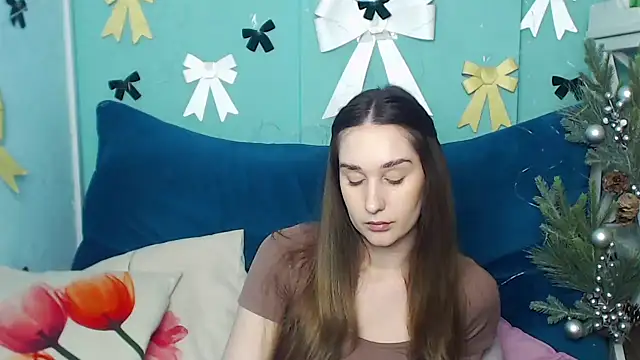 Snapshot of Margarettii chatting on 02.16.25 Margarettii online show from 02.16.25