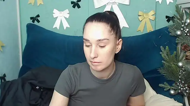 Snapshot of Margarettii chatting on 02.17.25 Margarettii online show from 02.17.25