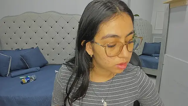 Snapshot of lucelly_15 chatting on 02.20.26 lucelly 15 online show from 02.20.26