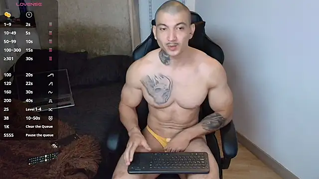 Snapshot of kevin_jef chatting on 09.24.25 kevin jef online show from 09.24.25