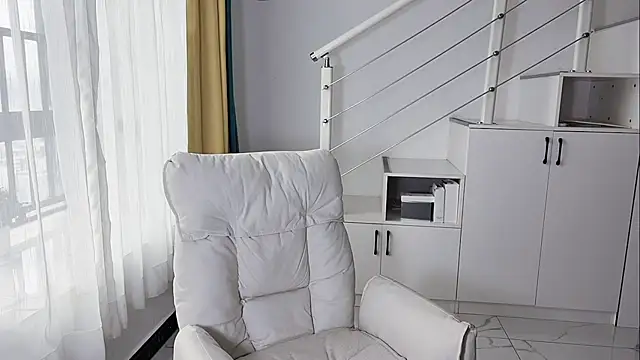 Cassie-20 online show from 03.17.25