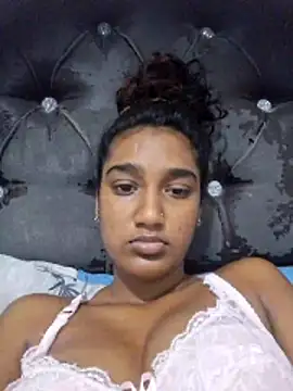 indianpink lips online show from 04.05.26