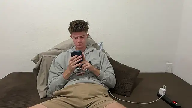 Snapshot of greekmythics chatting on 04.02.26 greekmythics online show from 04.02.26